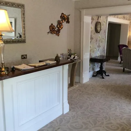 温莎食宿酒店 4* 德罗赫达